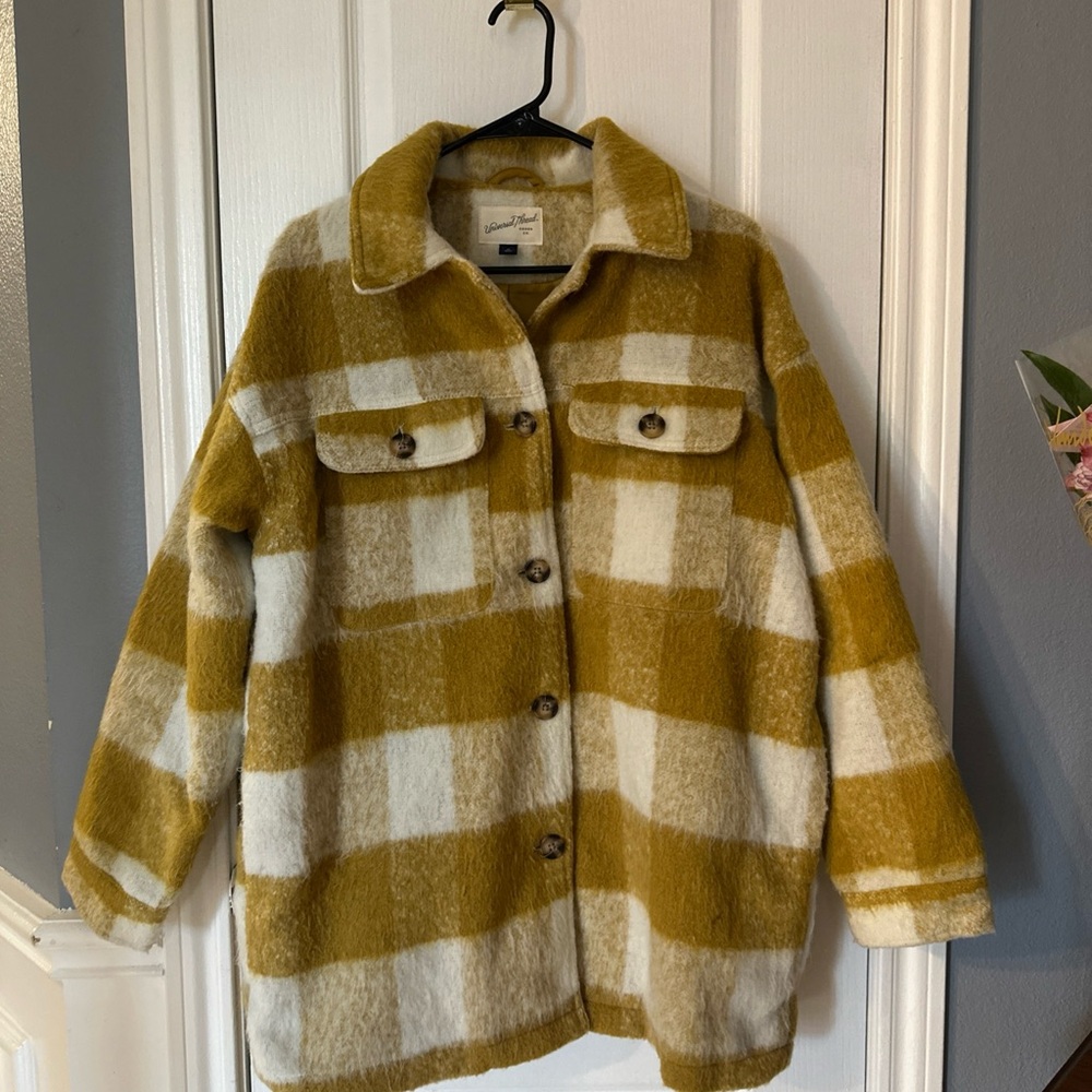 Universal Threads Target Yellow Plaid Sherpa Jack… - image 3